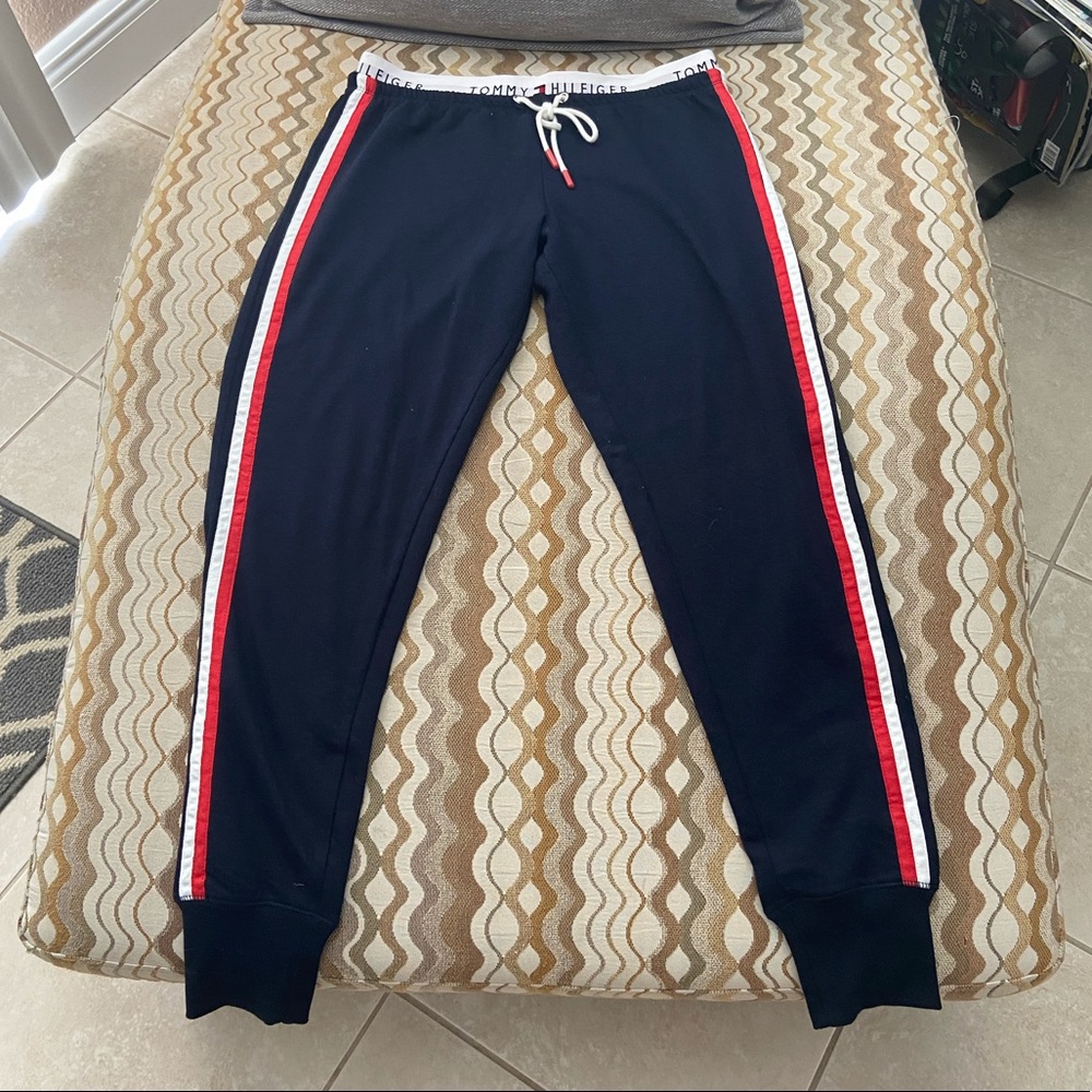 Tommy Hilfiger joggers